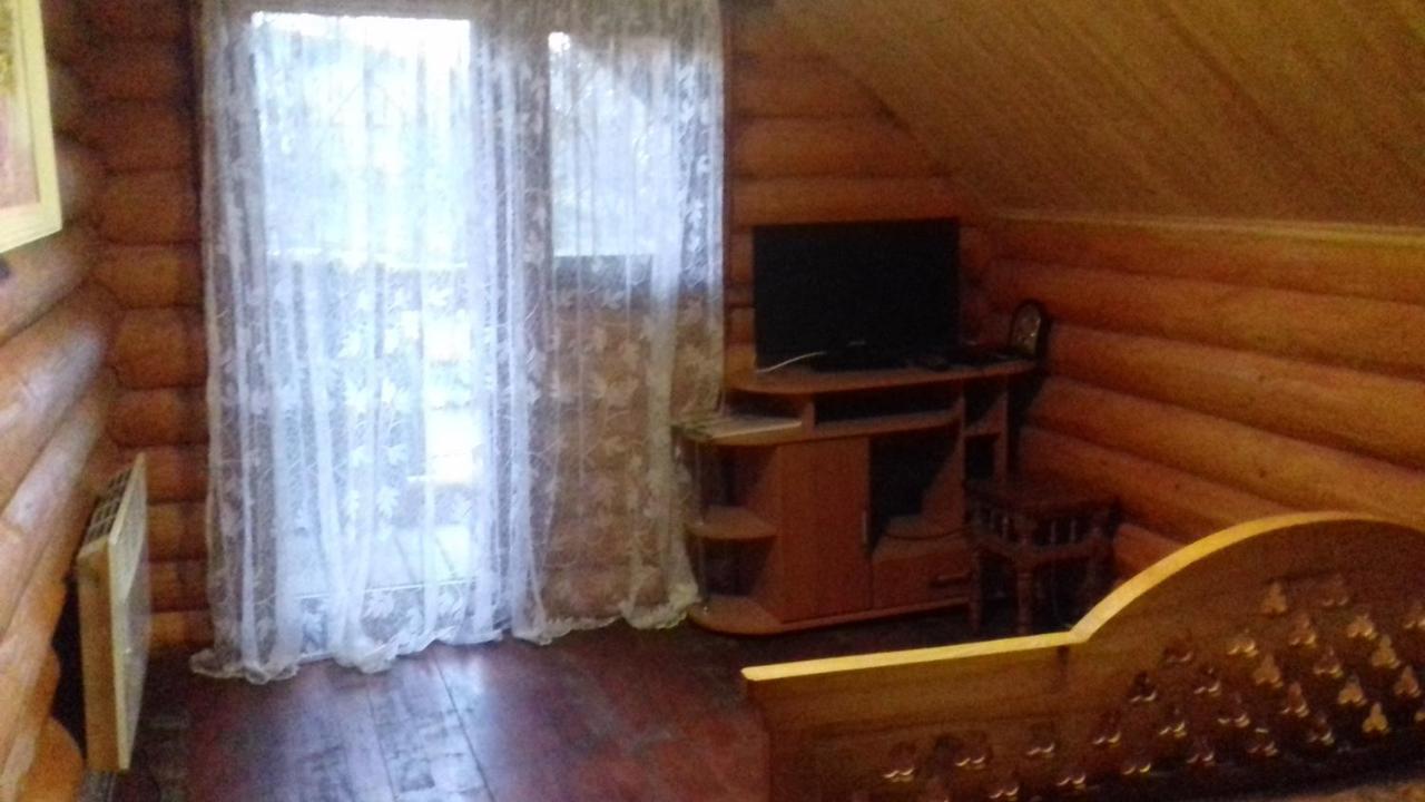 Затишний Будиночок Bukovets Luaran gambar