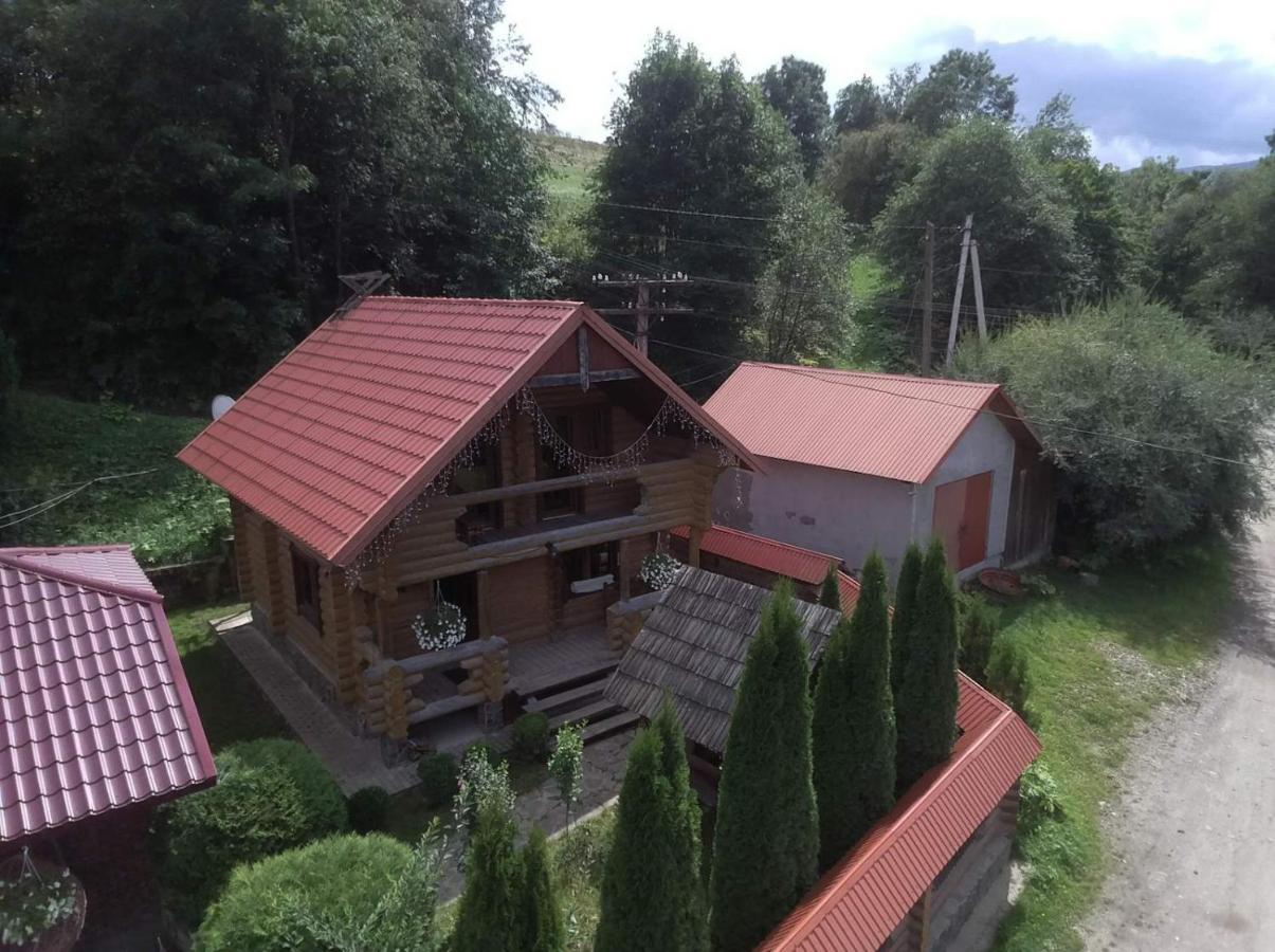 Затишний Будиночок Bukovets Luaran gambar
