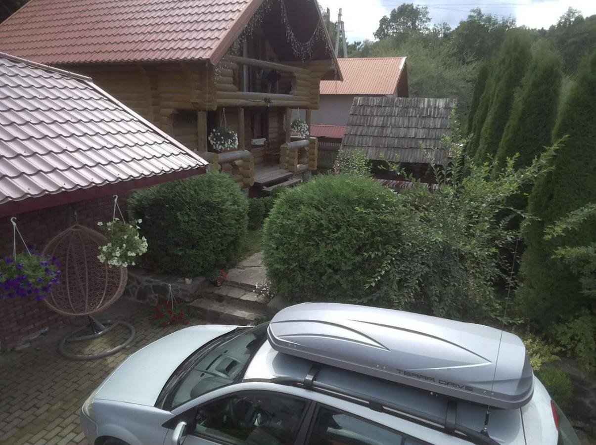 Затишний Будиночок Bukovets Luaran gambar