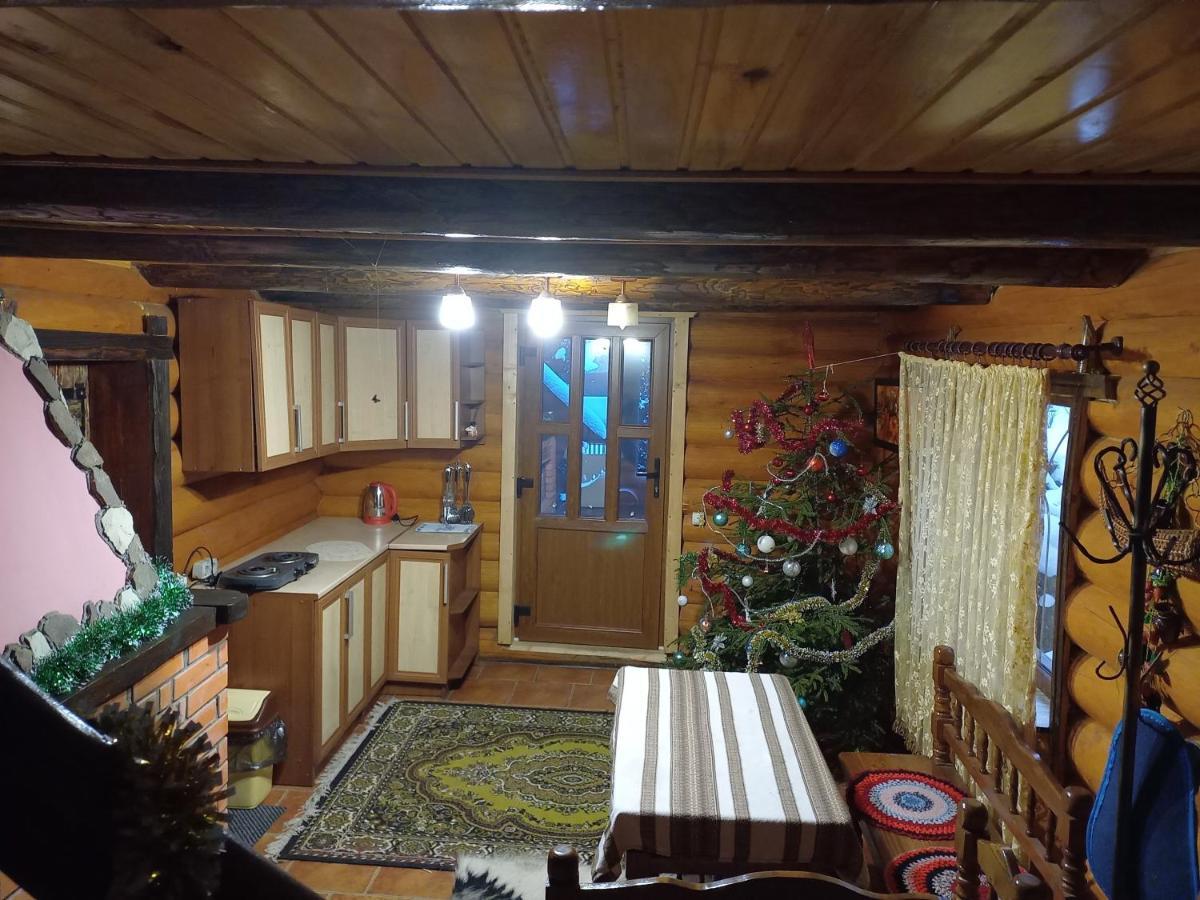 Затишний Будиночок Bukovets Luaran gambar